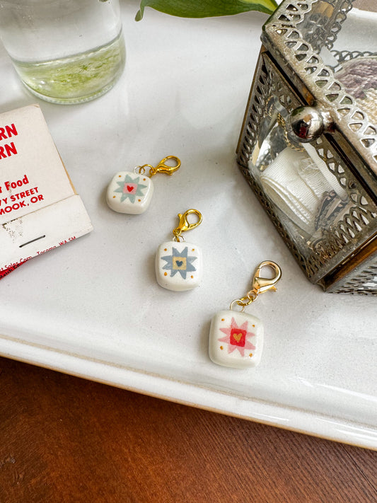 Clay Charm - Quilt Block